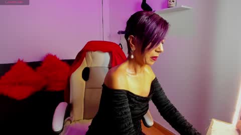 Snapshot of trinityy__ chatting on 03/30/26, 08:21 trinityy__ online show from 03/30/26, 08:21