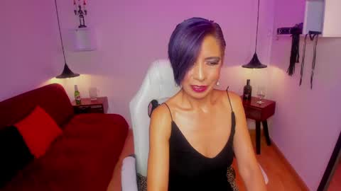 Snapshot of trinityy__ chatting on 06/02/26, 08:00 trinityy__ online show from 06/02/26, 08:00