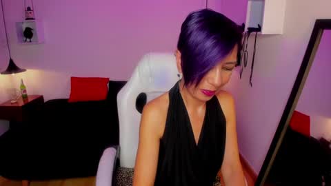 Snapshot of trinityy__ chatting on 06/20/26, 08:44 trinityy__ online show from 06/20/26, 08:44