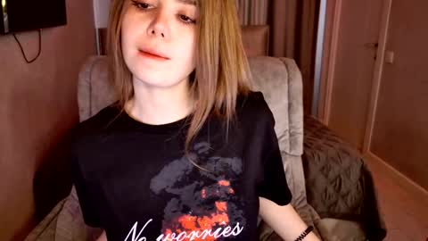 Snapshot of tripleprinces chatting on 09/28/25, 07:25 tripleprinces online show from 09/28/25, 07:25