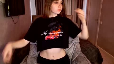 Snapshot of tripleprinces chatting on 10/12/25, 06:12 tripleprinces online show from 10/12/25, 06:12