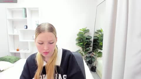 Tasya online show from 10/29/25, 05:42