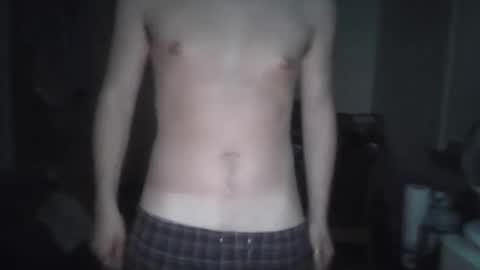 Snapshot of tripp_redmoore chatting on 04/19/26, 12:33 Tripp Redmoore online show from 04/19/26, 12:33