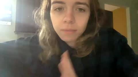 Snapshot of trippybb222 chatting on 10/10/25, 03:22 trippybb222 online show from 10/10/25, 03:22