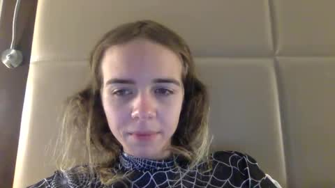 trippybb222 online show from 11/01/25, 09:50