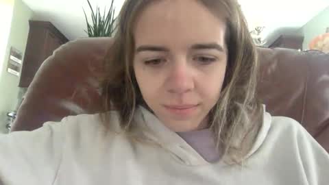 trippybb222 online show from 11/11/25, 03:12