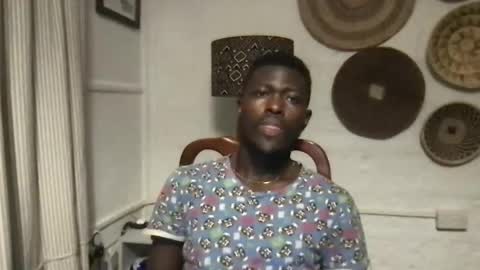 Trisboo5 online show from 12/15/24, 08:36