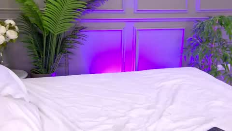 trisha_winslet online show from 10/06/25, 08:45