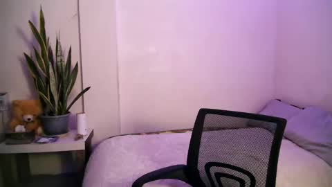 trisha online show from 12/26/24, 10:05