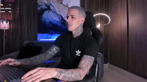 Alexander online show from 10/26/25, 08:59