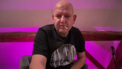 Triton online show from 10/21/25, 05:19