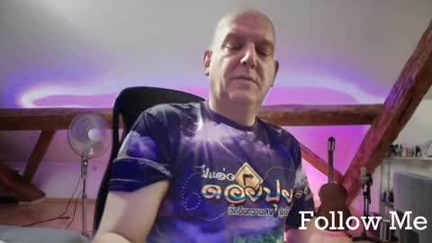 Triton online show from 05/18/26, 03:57