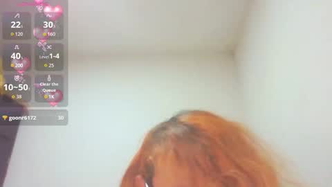 Snapshot of trixy_roses chatting on 12/01/25, 06:02 Trixy Rose online show from 12/01/25, 06:02