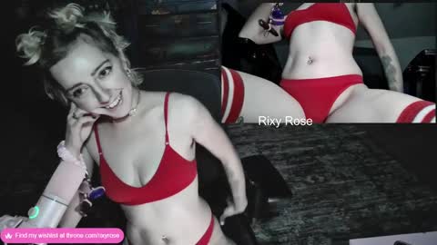 Snapshot of trixyrose chatting on 11/18/25, 12:09 RixyRose online show from 11/18/25, 12:09