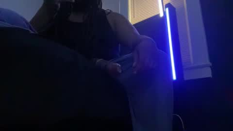 Snapshot of trmdstrong chatting on 10/03/25, 06:54 Trmdstrong online show from 10/03/25, 06:54