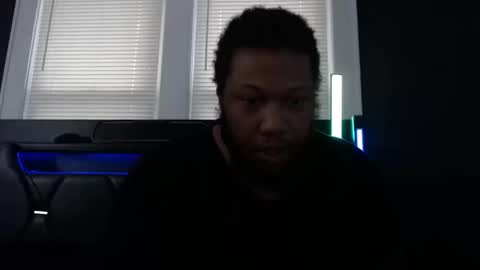 Snapshot of trmdstrong chatting on 10/12/25, 09:03 Trmdstrong online show from 10/12/25, 09:03