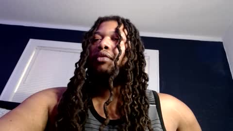 Snapshot of trmdstrong chatting on 12/16/25, 11:43 Trmdstrong online show from 12/16/25, 11:43