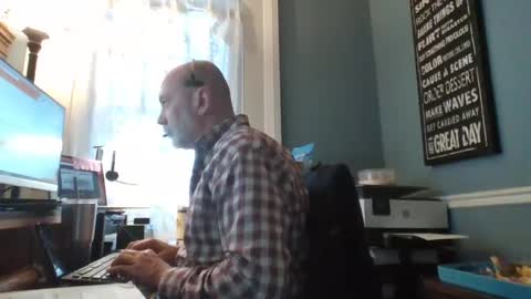 TRodgers online show from 02/12/25, 09:22