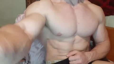 Troncq online show from 02/23/25, 01:42