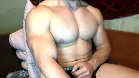 Troncq online show from 03/11/25, 03:12