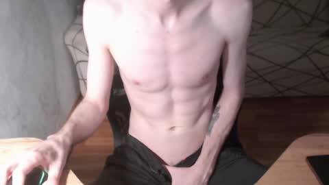 Snapshot of trone41 chatting on 04/07/26, 01:55 I POST MY FUCKING VIDEOS AND PICS online show from 04/07/26, 01:55
