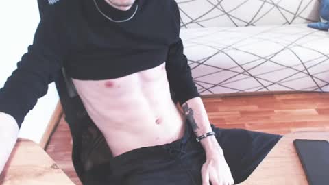 Snapshot of trone41 chatting on 04/11/26, 10:08 I POST MY FUCKING VIDEOS AND PICS online show from 04/11/26, 10:08