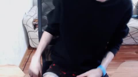Snapshot of trone41 chatting on 04/16/26, 11:22 I POST MY FUCKING VIDEOS AND PICS online show from 04/16/26, 11:22