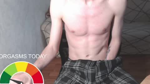 Snapshot of trone41 chatting on 05/22/26, 01:06 I POST MY FUCKING VIDEOS AND PICS online show from 05/22/26, 01:06
