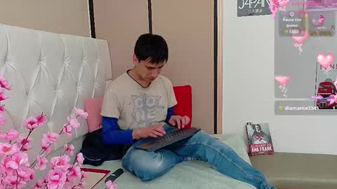 Snapshot of troy_boy20 chatting on 10/11/25, 07:45 Troy online show from 10/11/25, 07:45