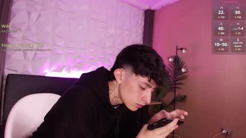 Snapshot of troy_rouge chatting on 11/24/25, 07:24 Troy online show from 11/24/25, 07:24