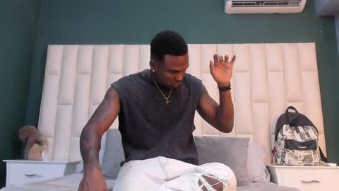 Snapshot of troykhalil chatting on 01/11/25, 09:04 Troy Khalil online show from 01/11/25, 09:04