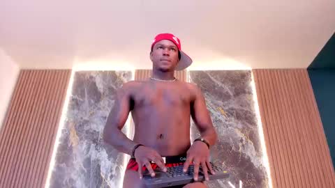 Snapshot of troykhalil chatting on 02/11/25, 08:10 Troy Khalil online show from 02/11/25, 08:10