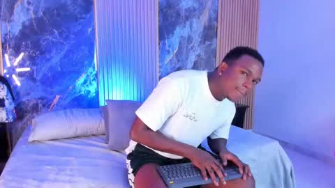 Snapshot of troykhalil chatting on 10/06/25, 10:29 Troy Khalil online show from 10/06/25, 10:29