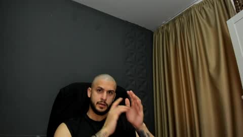 Snapshot of troywade chatting on 06/07/26, 04:16 TroyWade online show from 06/07/26, 04:16