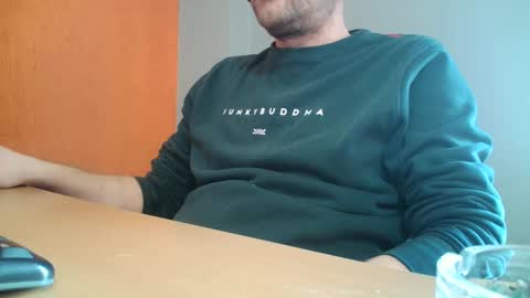 Snapshot of truble_78 chatting on 02/26/25, 09:21 truble_78 online show from 02/26/25, 09:21