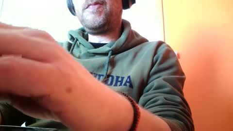 Snapshot of truble_78 chatting on 03/06/25, 10:52 truble_78 online show from 03/06/25, 10:52