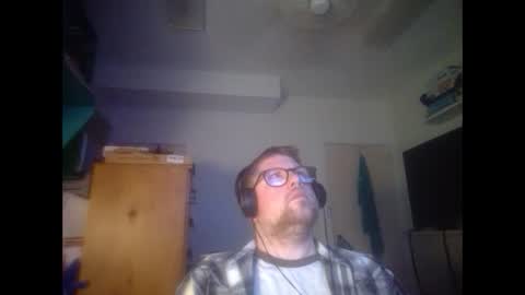 Snapshot of true_manofworth chatting on 09/14/25, 06:01 HandicappedLaugher online show from 09/14/25, 06:01