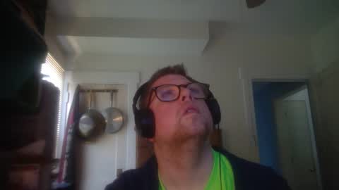 Snapshot of true_manofworth chatting on 10/03/25, 07:00 HandicappedLaugher online show from 10/03/25, 07:00