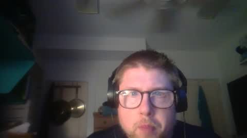 Snapshot of true_manofworth chatting on 10/06/25, 03:15 HandicappedLaugher online show from 10/06/25, 03:15