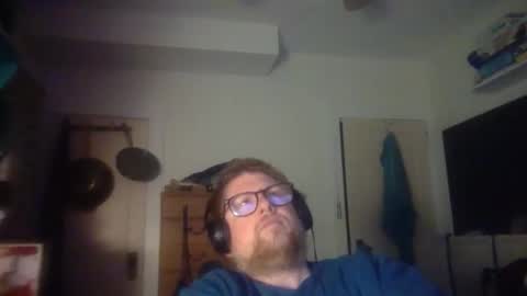 Snapshot of true_manofworth chatting on 10/21/25, 02:56 HandicappedLaugher online show from 10/21/25, 02:56