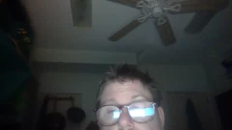 Snapshot of true_manofworth chatting on 10/24/25, 08:00 HandicappedLaugher online show from 10/24/25, 08:00