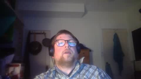 Snapshot of true_manofworth chatting on 10/27/25, 01:53 HandicappedLaugher online show from 10/27/25, 01:53