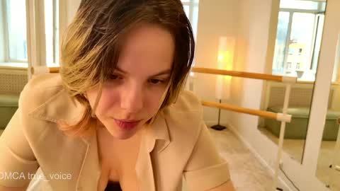 Emma online show from 06/06/26, 12:32