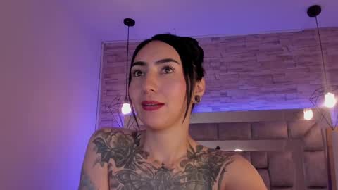   online show from 03/11/25, 02:40