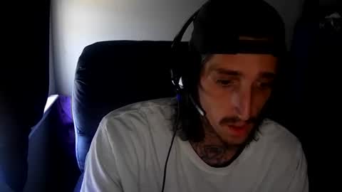 truewoodpecker online show from 11/03/25, 07:59