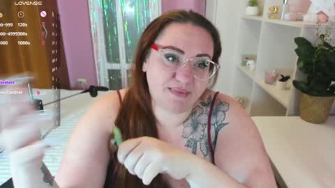 Adelle online show from 12/15/24, 11:34