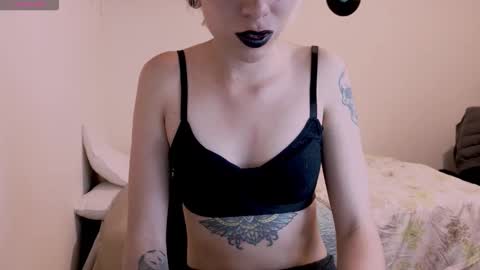 Cait online show from 10/21/25, 10:43