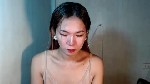 Snapshot of ts_kimmy69 chatting on 11/14/25, 06:17 ts_kimmy69 online show from 11/14/25, 06:17