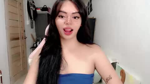 Snapshot of ts_vexana chatting on 01/07/26, 06:27 Dhalia online show from 01/07/26, 06:27