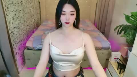 Snapshot of ts_yoshi_ chatting on 03/17/26, 11:24 ts_yoshi_ online show from 03/17/26, 11:24